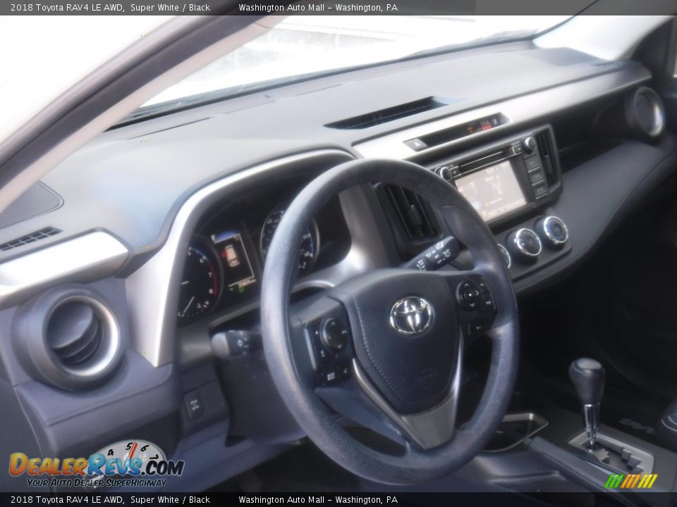 2018 Toyota RAV4 LE AWD Super White / Black Photo #16