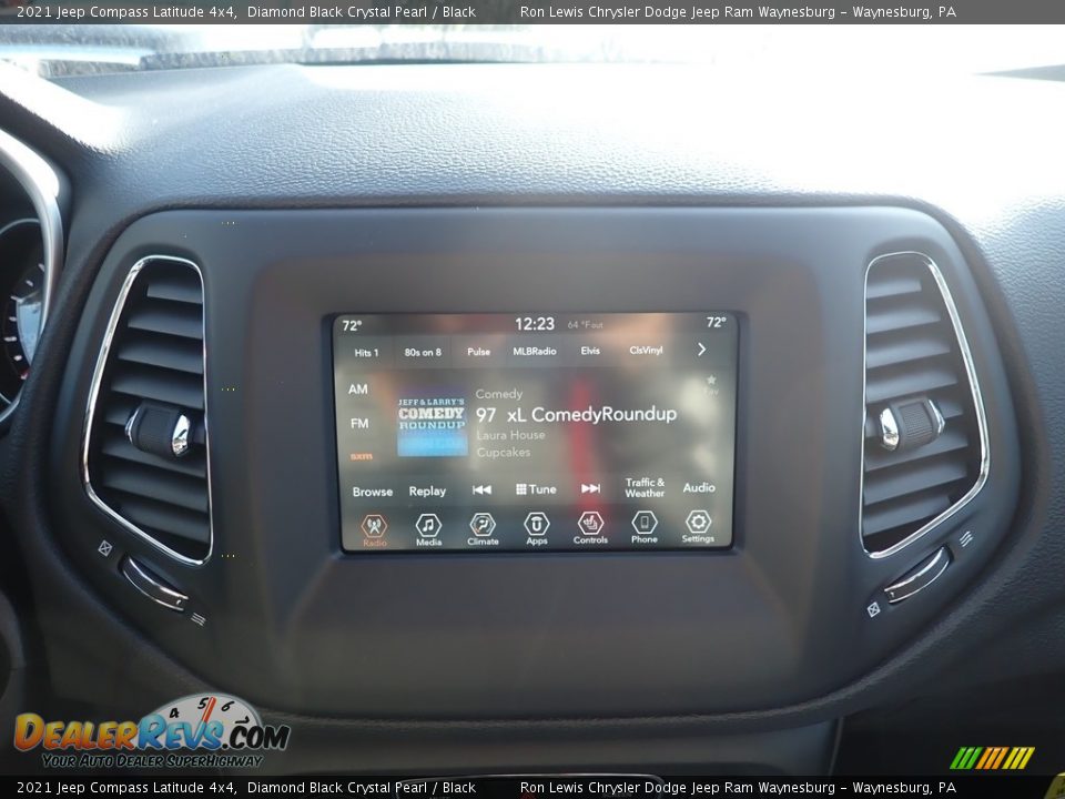 2021 Jeep Compass Latitude 4x4 Diamond Black Crystal Pearl / Black Photo #17