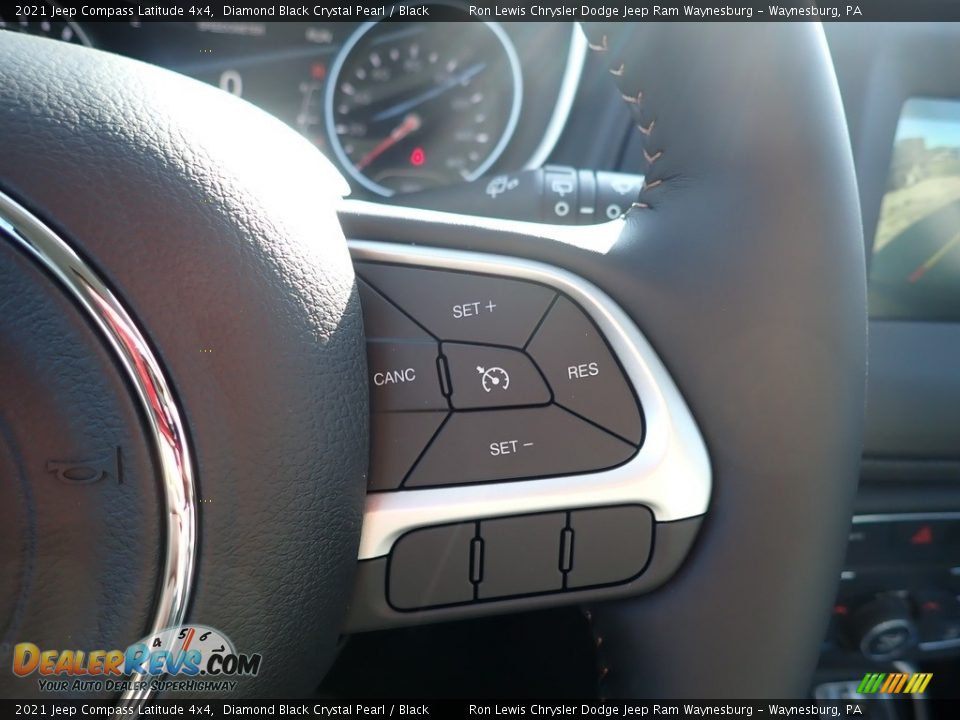 2021 Jeep Compass Latitude 4x4 Diamond Black Crystal Pearl / Black Photo #19