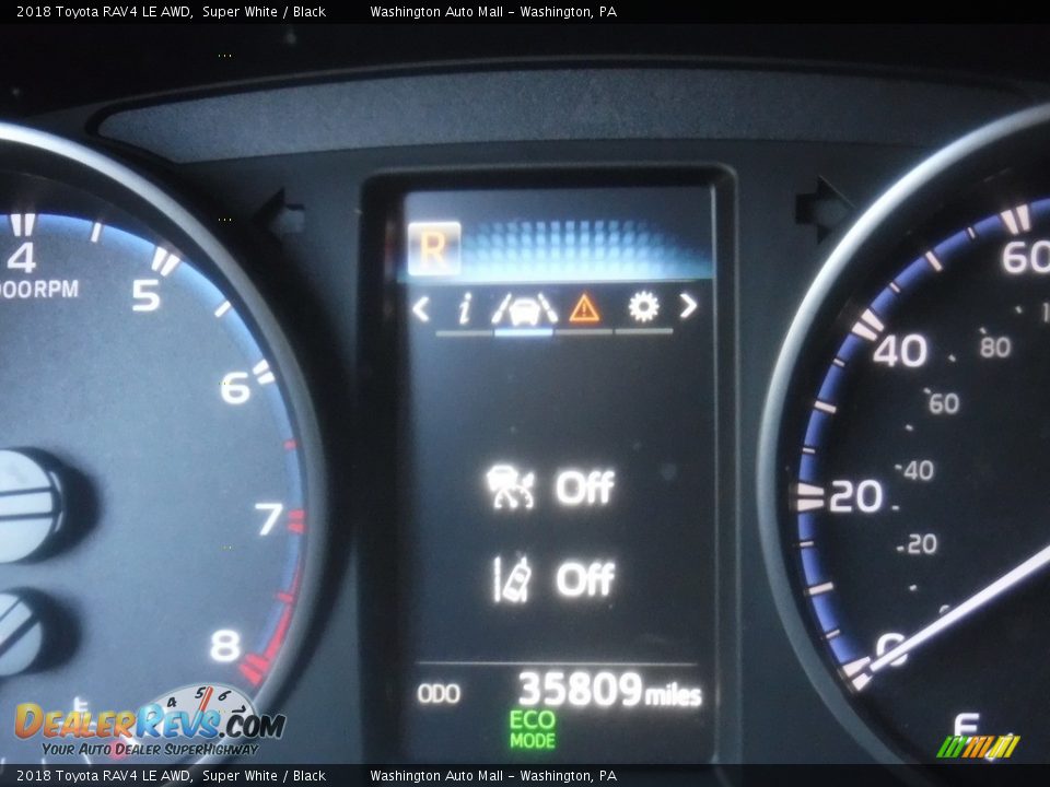 2018 Toyota RAV4 LE AWD Super White / Black Photo #27