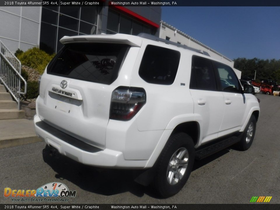 2018 Toyota 4Runner SR5 4x4 Super White / Graphite Photo #15