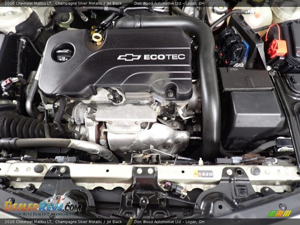 2016 Chevrolet Malibu LT Champagne Silver Metallic / Jet Black Photo #7