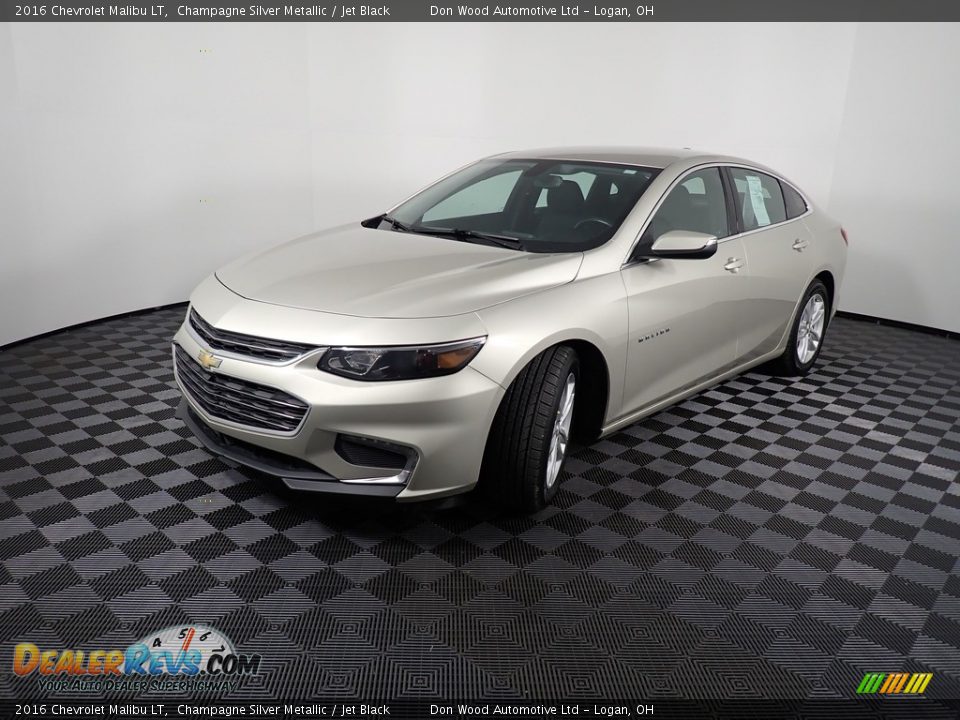 2016 Chevrolet Malibu LT Champagne Silver Metallic / Jet Black Photo #8