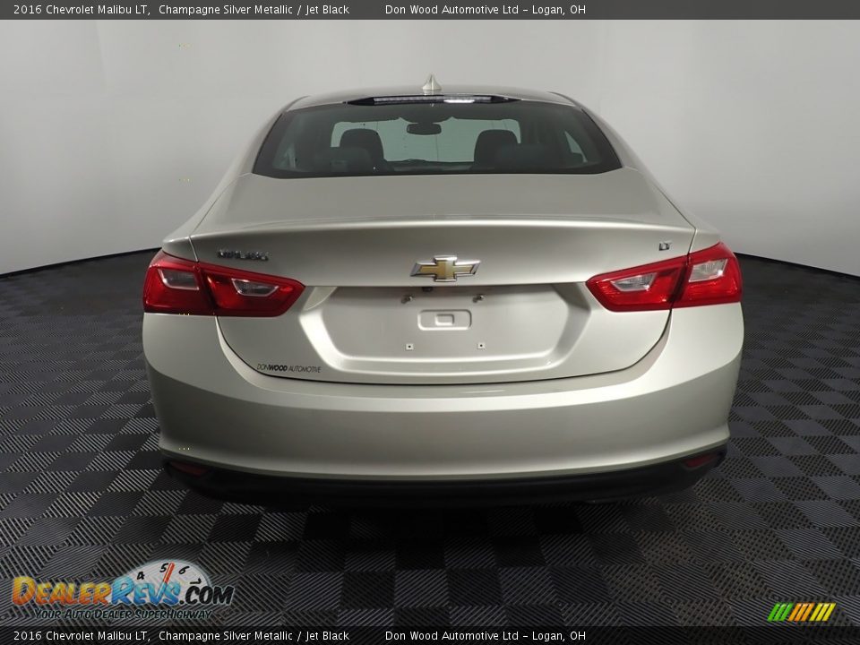 2016 Chevrolet Malibu LT Champagne Silver Metallic / Jet Black Photo #12