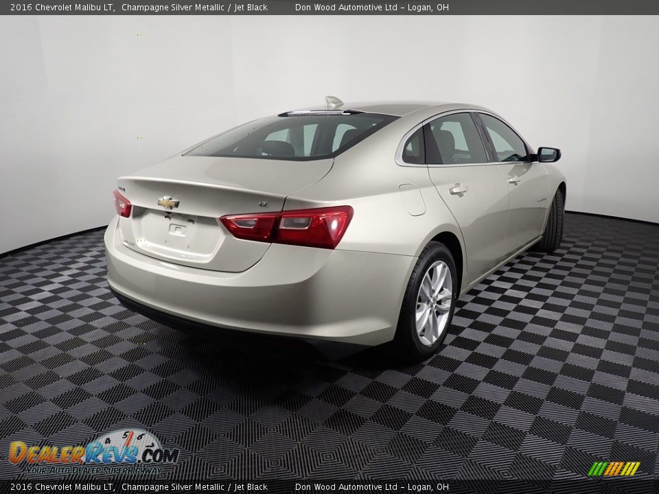 2016 Chevrolet Malibu LT Champagne Silver Metallic / Jet Black Photo #15