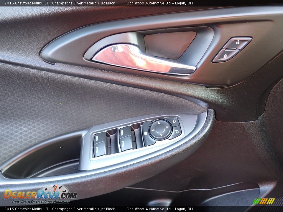 2016 Chevrolet Malibu LT Champagne Silver Metallic / Jet Black Photo #18