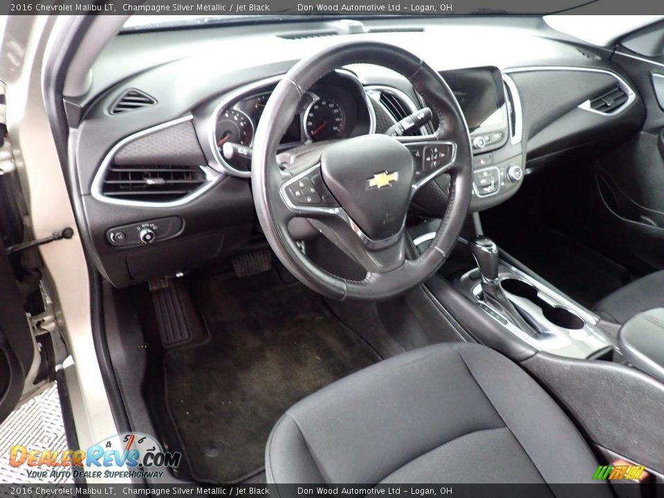 2016 Chevrolet Malibu LT Champagne Silver Metallic / Jet Black Photo #31