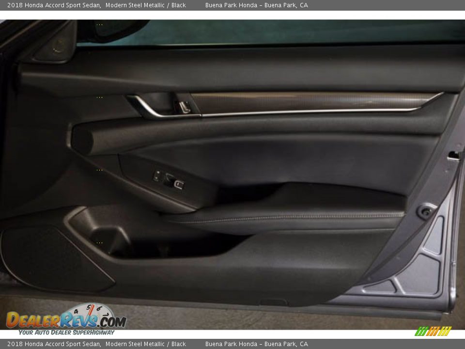 2018 Honda Accord Sport Sedan Modern Steel Metallic / Black Photo #32