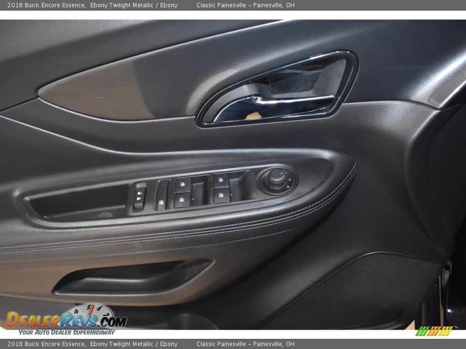 Door Panel of 2018 Buick Encore Essence Photo #10