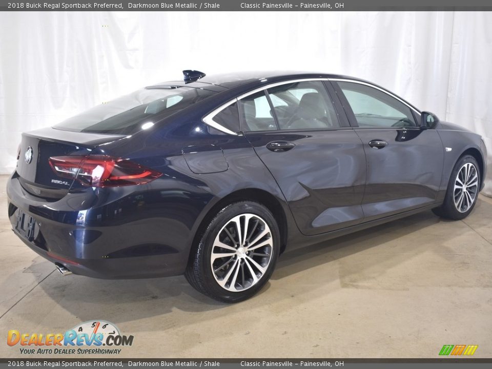 2018 Buick Regal Sportback Preferred Darkmoon Blue Metallic / Shale Photo #2