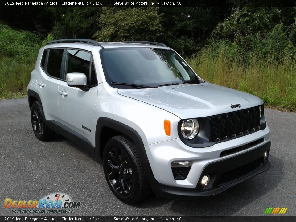 2019 Jeep Renegade Altitude Glacier Metallic / Black Photo #4