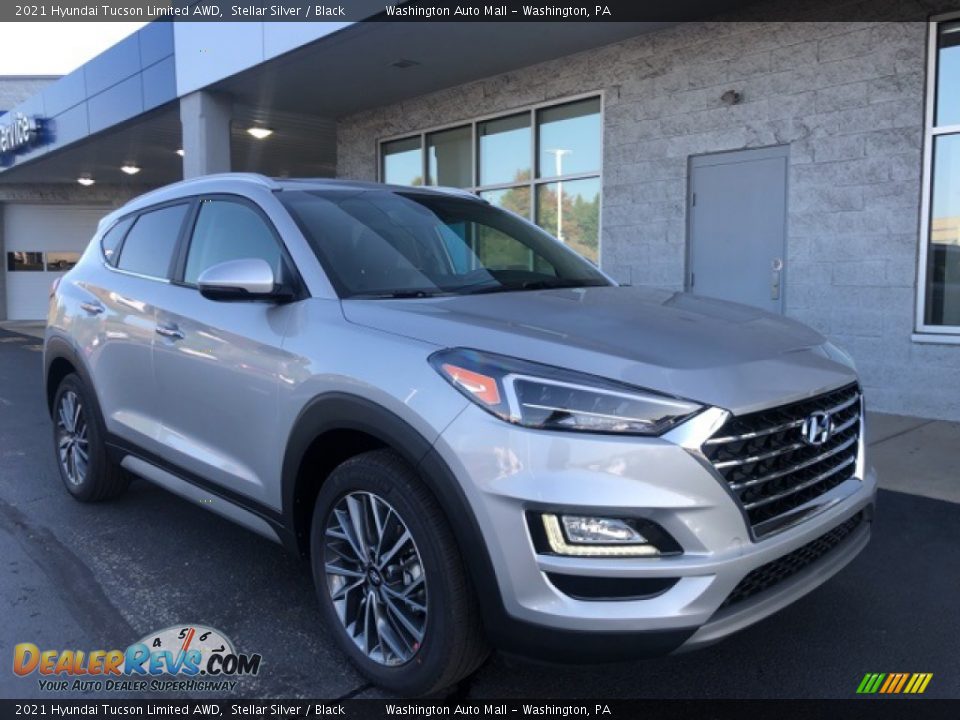 Front 3/4 View of 2021 Hyundai Tucson Limited AWD Photo #1