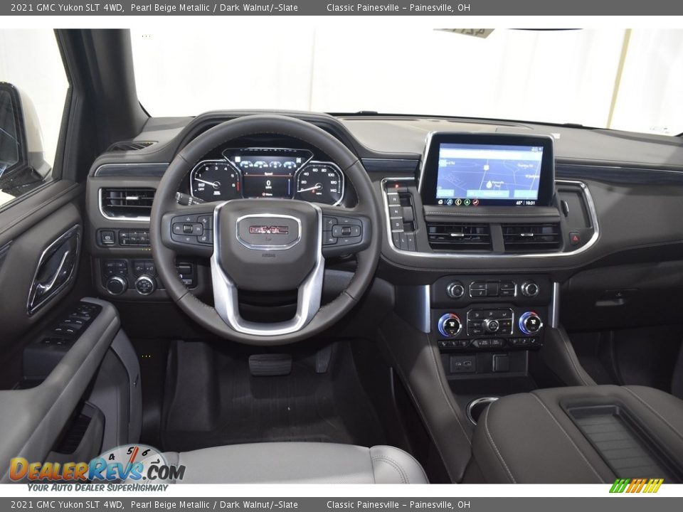 Dashboard of 2021 GMC Yukon SLT 4WD Photo #13