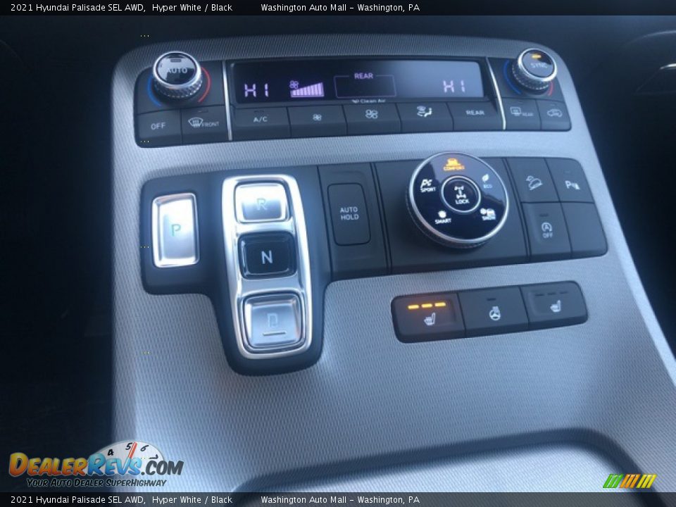 Controls of 2021 Hyundai Palisade SEL AWD Photo #18