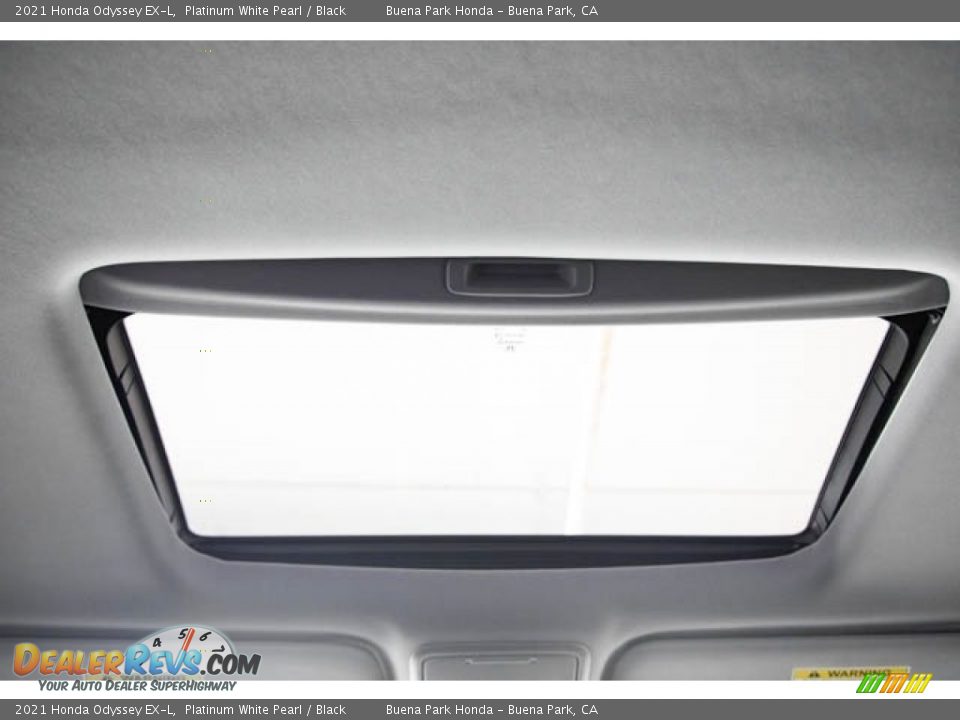 2021 Honda Odyssey EX-L Platinum White Pearl / Black Photo #24