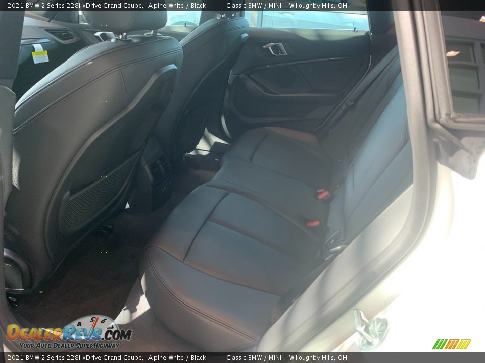 2021 BMW 2 Series 228i xDrive Grand Coupe Alpine White / Black Photo #4