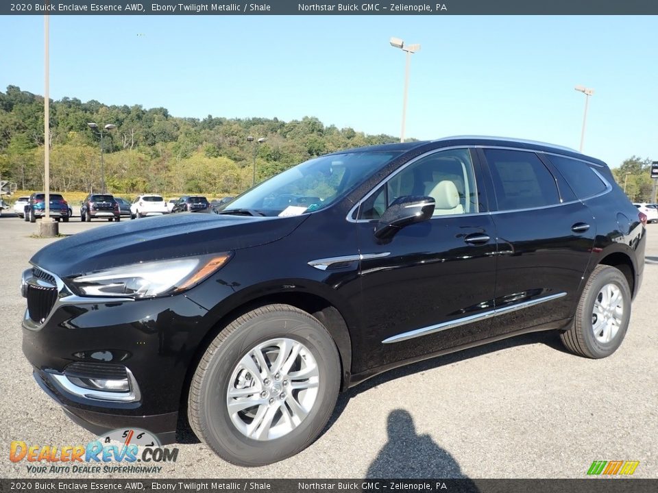 Front 3/4 View of 2020 Buick Enclave Essence AWD Photo #1