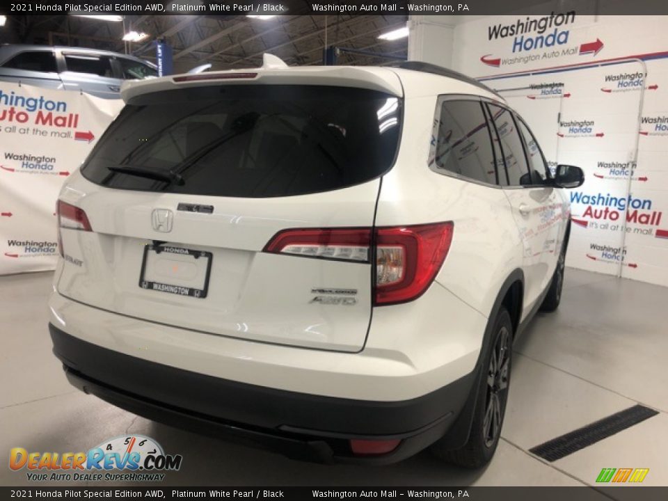 2021 Honda Pilot Special Edition AWD Platinum White Pearl / Black Photo #3