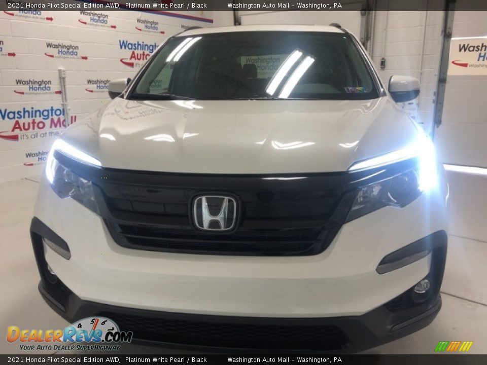 2021 Honda Pilot Special Edition AWD Platinum White Pearl / Black Photo #4