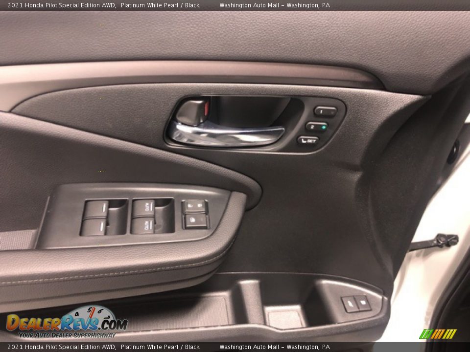 2021 Honda Pilot Special Edition AWD Platinum White Pearl / Black Photo #8