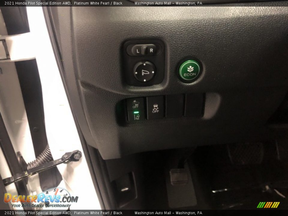 2021 Honda Pilot Special Edition AWD Platinum White Pearl / Black Photo #9