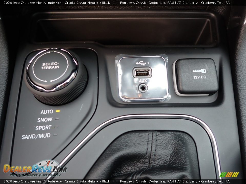 Controls of 2020 Jeep Cherokee High Altitude 4x4 Photo #18