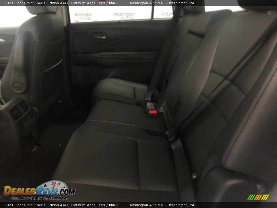 2021 Honda Pilot Special Edition AWD Platinum White Pearl / Black Photo #15