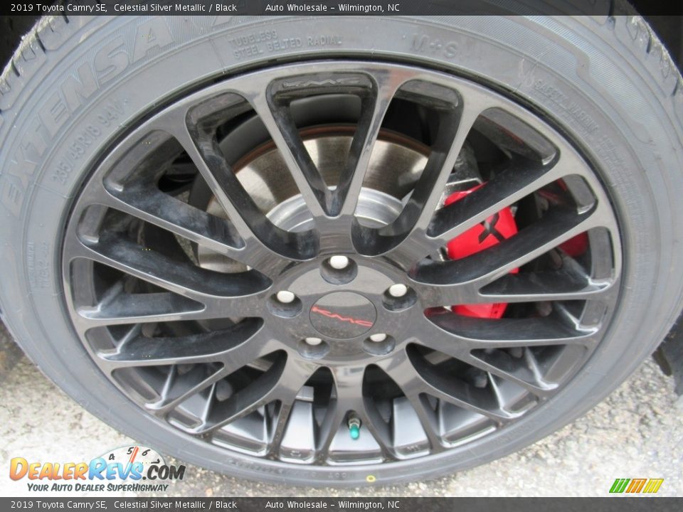 2019 Toyota Camry SE Celestial Silver Metallic / Black Photo #7