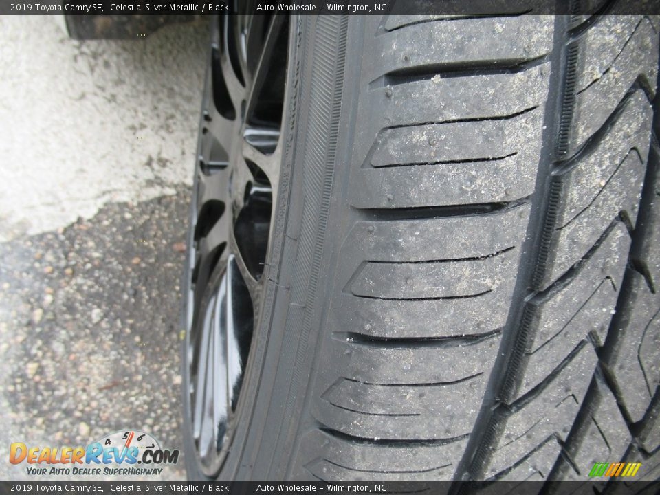 2019 Toyota Camry SE Celestial Silver Metallic / Black Photo #8