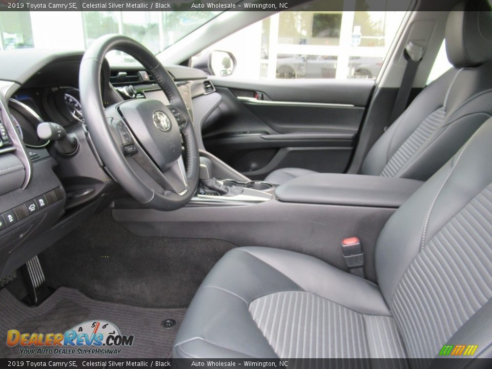 2019 Toyota Camry SE Celestial Silver Metallic / Black Photo #10