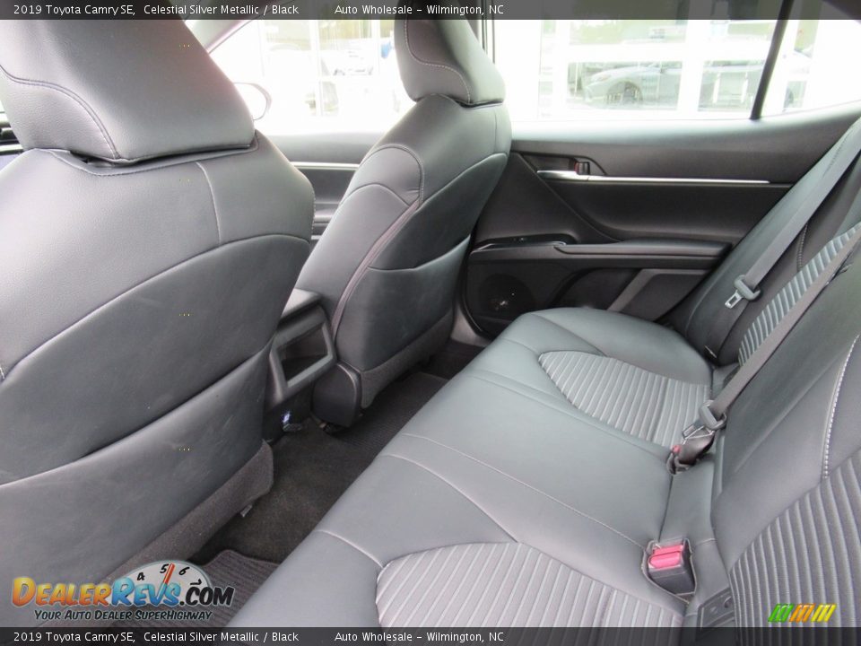 2019 Toyota Camry SE Celestial Silver Metallic / Black Photo #11