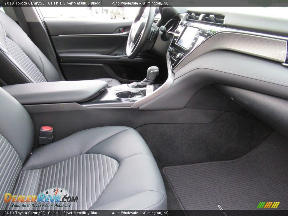 2019 Toyota Camry SE Celestial Silver Metallic / Black Photo #12