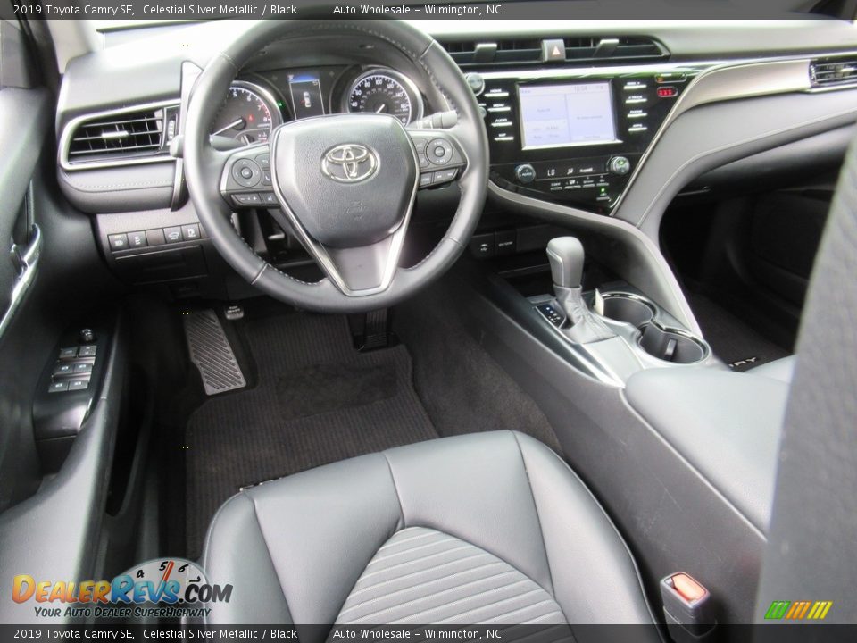2019 Toyota Camry SE Celestial Silver Metallic / Black Photo #14