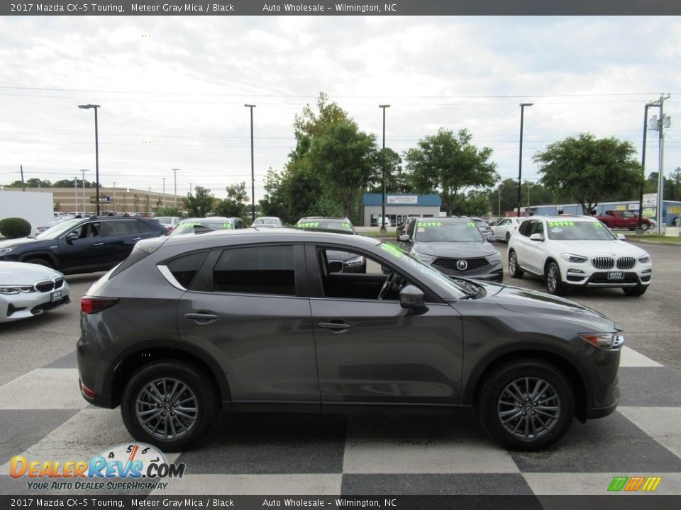 2017 Mazda CX-5 Touring Meteor Gray Mica / Black Photo #3