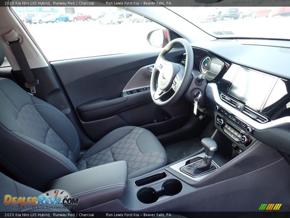 2020 Kia Niro LXS Hybrid Runway Red / Charcoal Photo #12