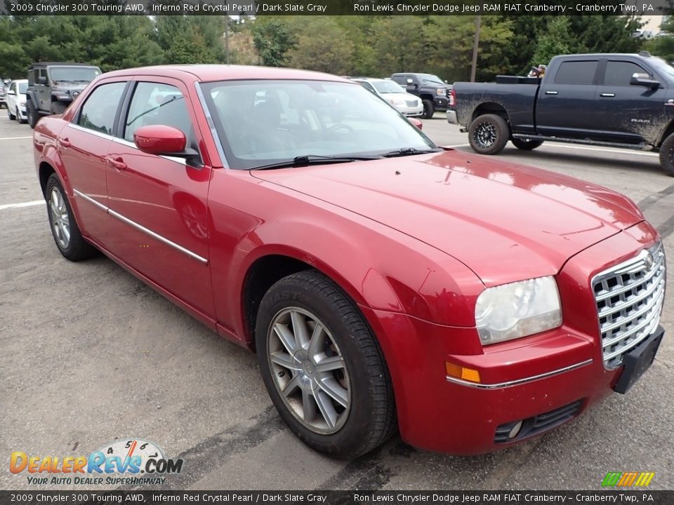 Front 3/4 View of 2009 Chrysler 300 Touring AWD Photo #2