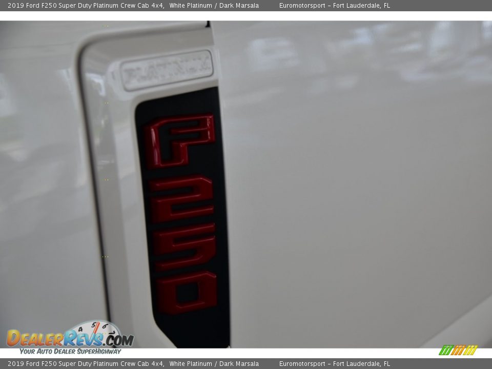 2019 Ford F250 Super Duty Platinum Crew Cab 4x4 White Platinum / Dark Marsala Photo #16