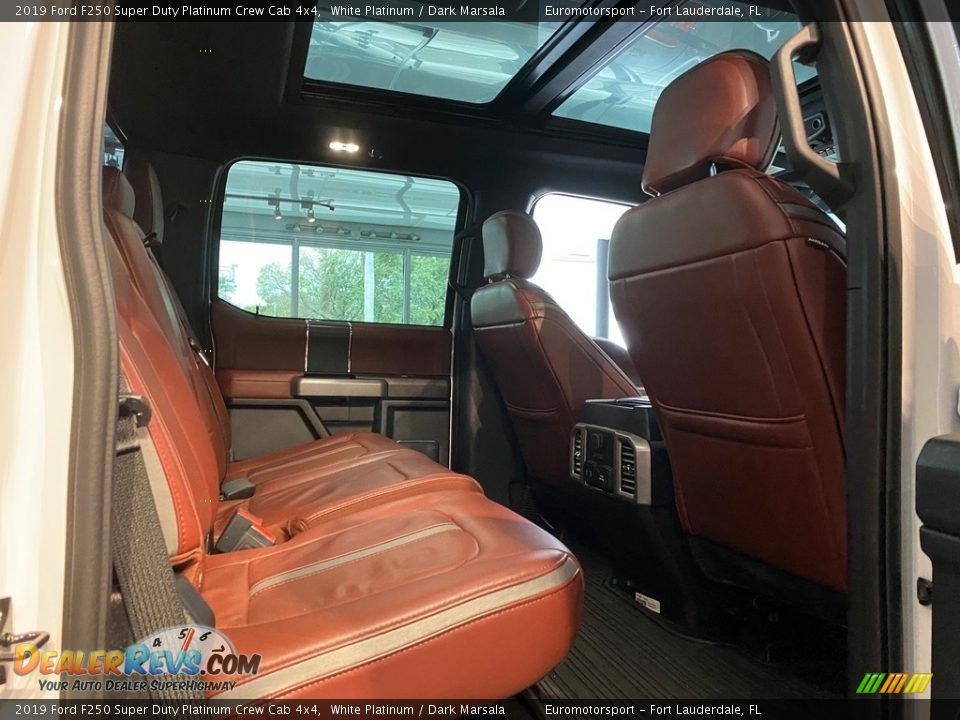 2019 Ford F250 Super Duty Platinum Crew Cab 4x4 White Platinum / Dark Marsala Photo #19