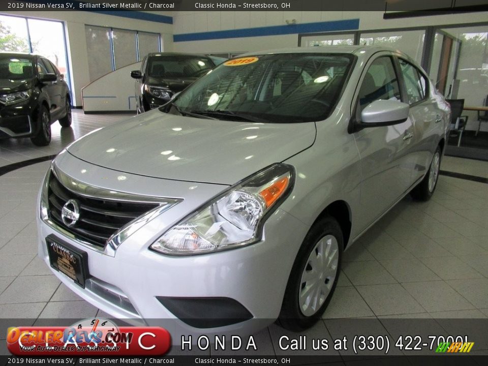 2019 Nissan Versa SV Brilliant Silver Metallic / Charcoal Photo #1