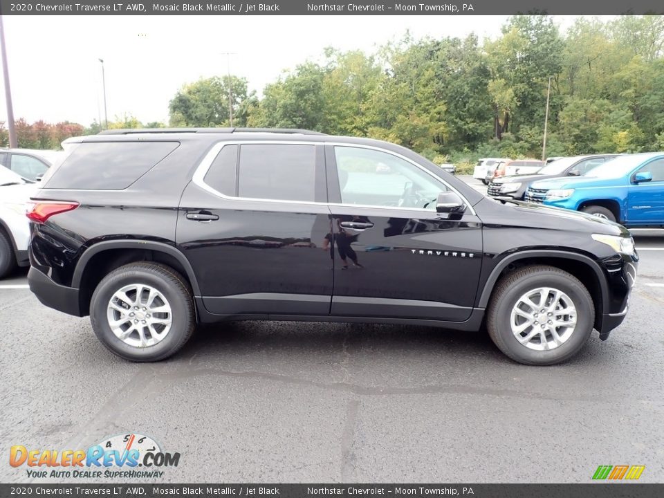 2020 Chevrolet Traverse LT AWD Mosaic Black Metallic / Jet Black Photo #7