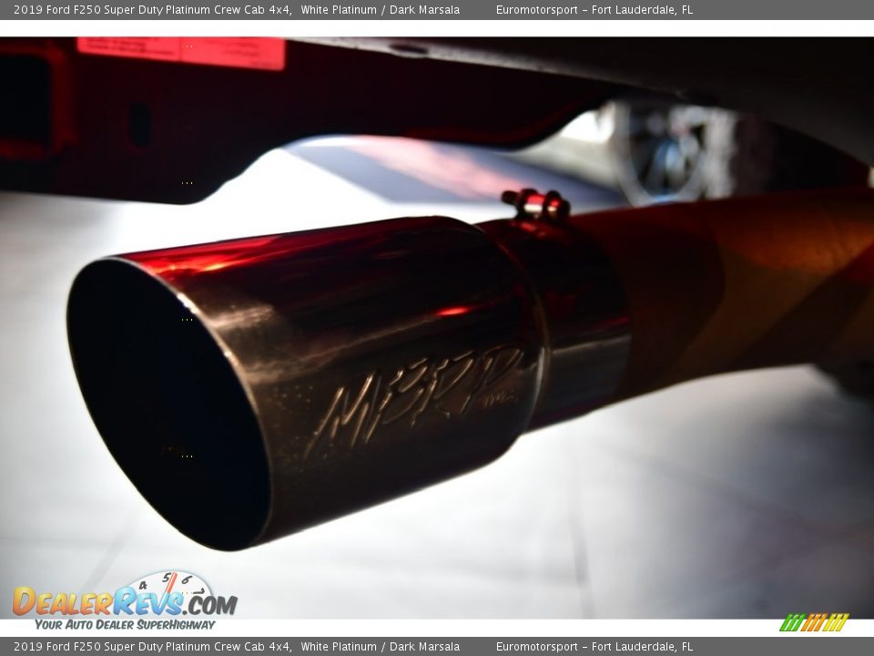 2019 Ford F250 Super Duty Platinum Crew Cab 4x4 White Platinum / Dark Marsala Photo #33