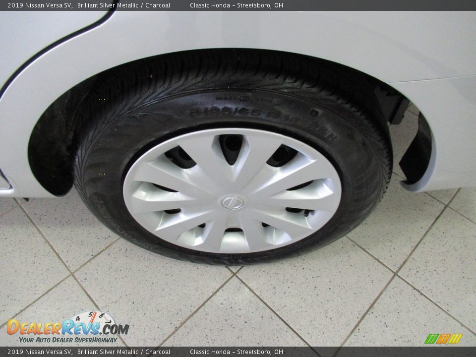 2019 Nissan Versa SV Brilliant Silver Metallic / Charcoal Photo #11