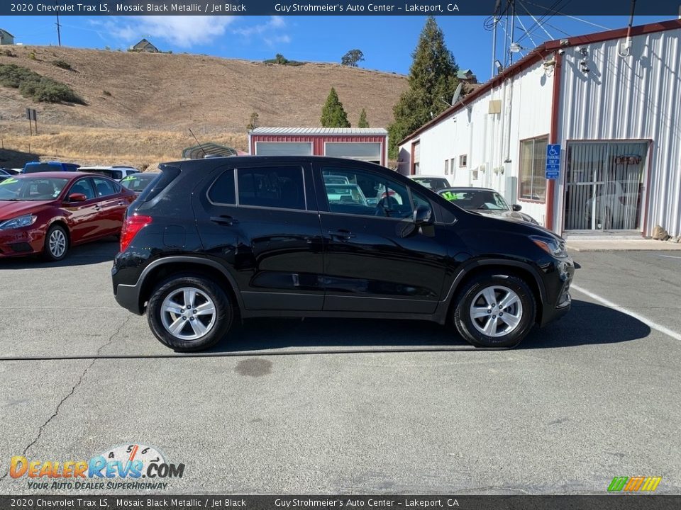 2020 Chevrolet Trax LS Mosaic Black Metallic / Jet Black Photo #4