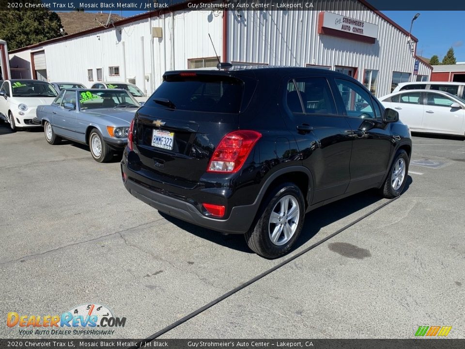 2020 Chevrolet Trax LS Mosaic Black Metallic / Jet Black Photo #5