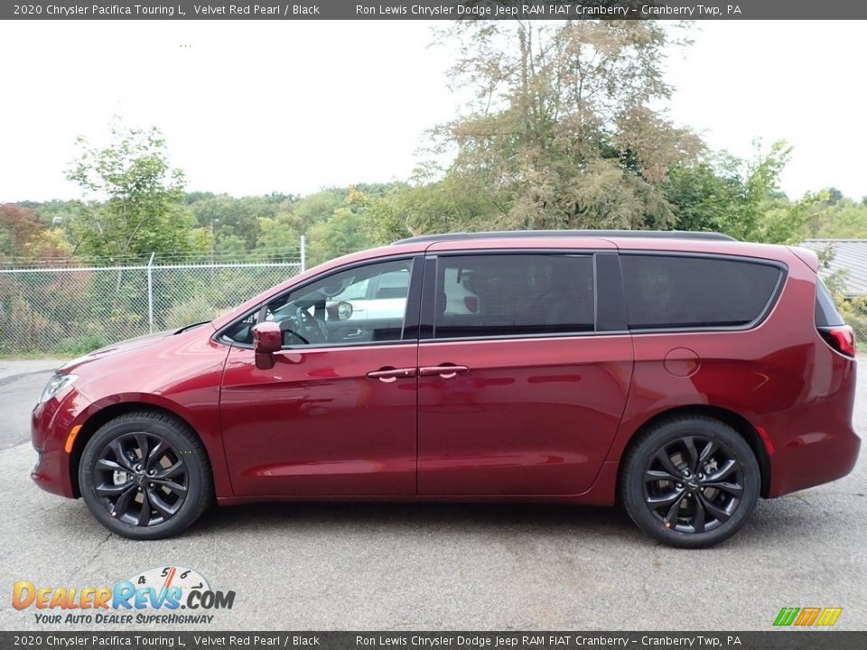 Velvet Red Pearl 2020 Chrysler Pacifica Touring L Photo #9