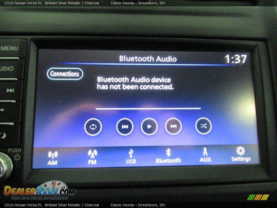 2019 Nissan Versa SV Brilliant Silver Metallic / Charcoal Photo #35