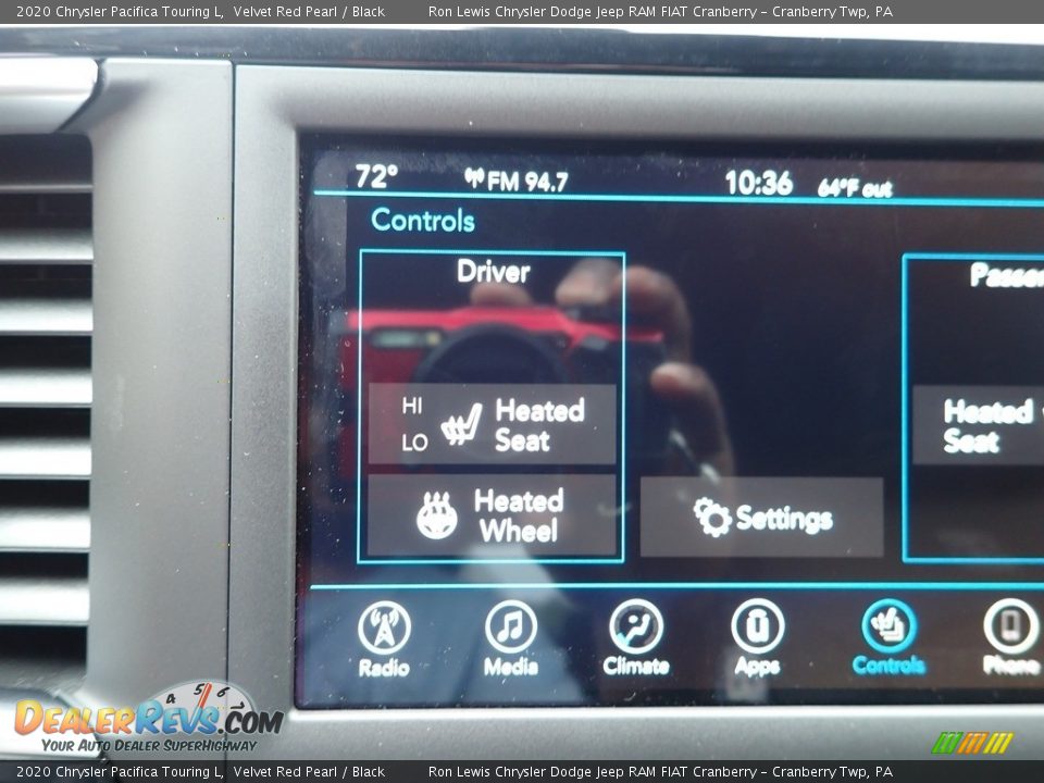 2020 Chrysler Pacifica Touring L Velvet Red Pearl / Black Photo #20