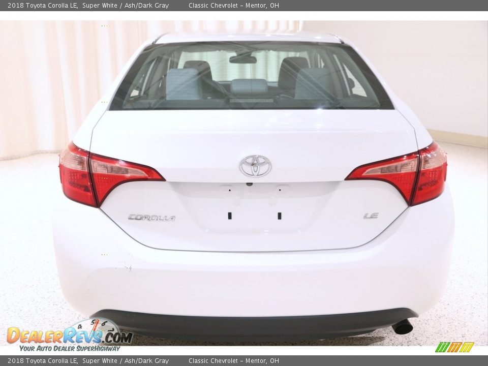 2018 Toyota Corolla LE Super White / Ash/Dark Gray Photo #19