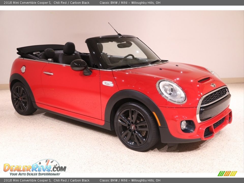 Front 3/4 View of 2018 Mini Convertible Cooper S Photo #1