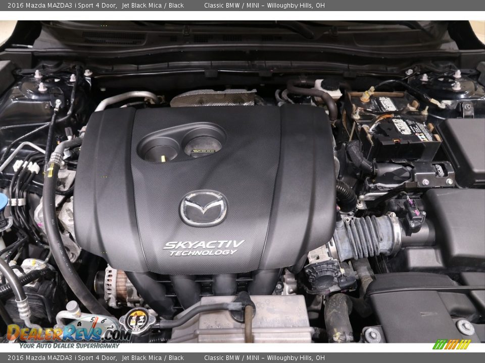 2016 Mazda MAZDA3 i Sport 4 Door Jet Black Mica / Black Photo #18
